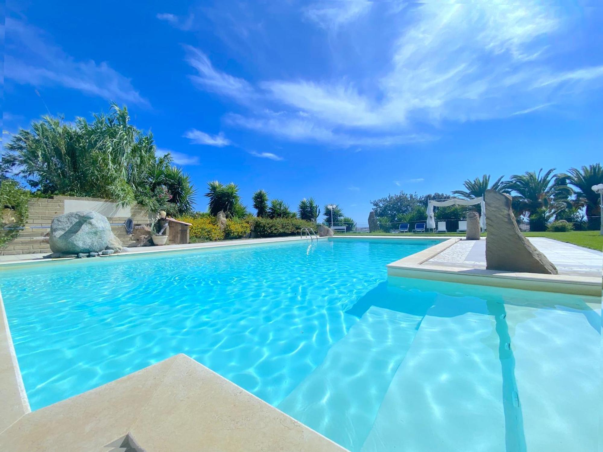 Hotel I Ginepri ควาร์ตุกชู ภายนอก รูปภาพ